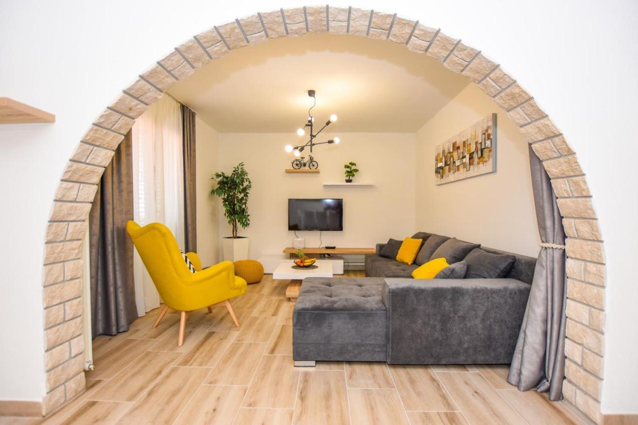 Apartmani Plazibat Mandre Dış mekan fotoğraf